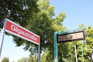 Ansicht der KVB-Haltestelle Gilgaustraße
