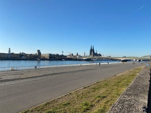 Panorama-Ansicht von Köln mit Kölner Dom